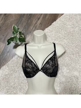 Victoria's Secret 34D Black Lace Satin Unlined Plunge Underwire Strappy Bra